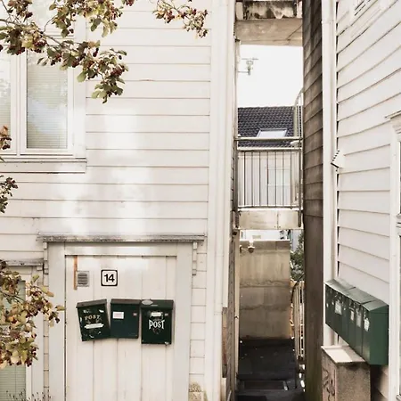 Dinbnb Apartments Bryggen Bergen Exterior photo