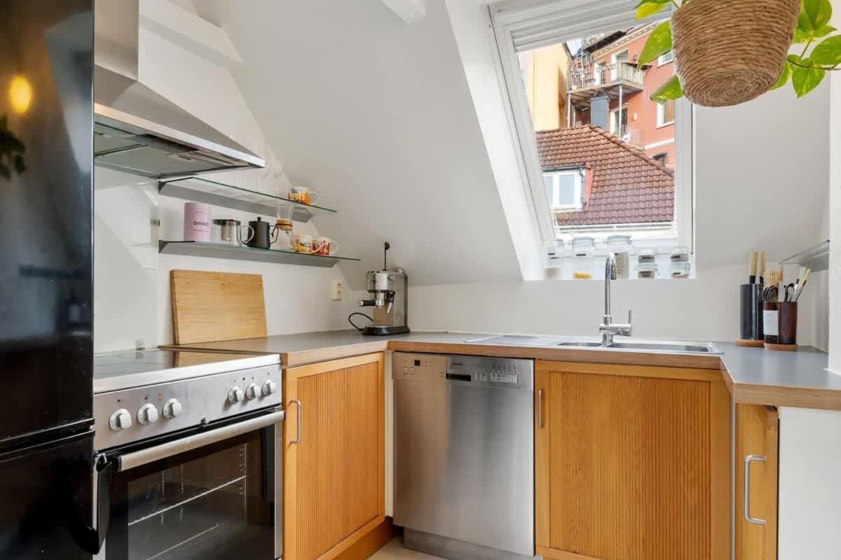 Apartment Dinbnb Bryggen Bergen